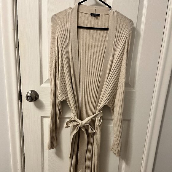 Long Knit Cardigan with Belt - Picture 3 of 4